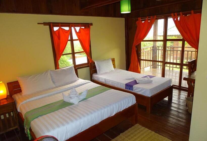 اتاق استاندارد با بالکن, Ratanakiri Paradise Hotel & Restaurant