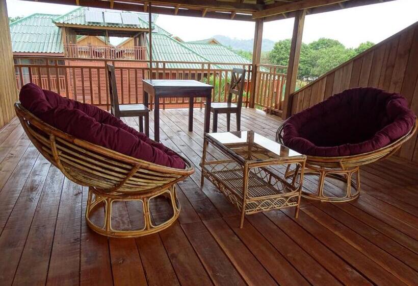 آپارتمان 1 خوابه با تراس, Ratanakiri Paradise Hotel & Restaurant