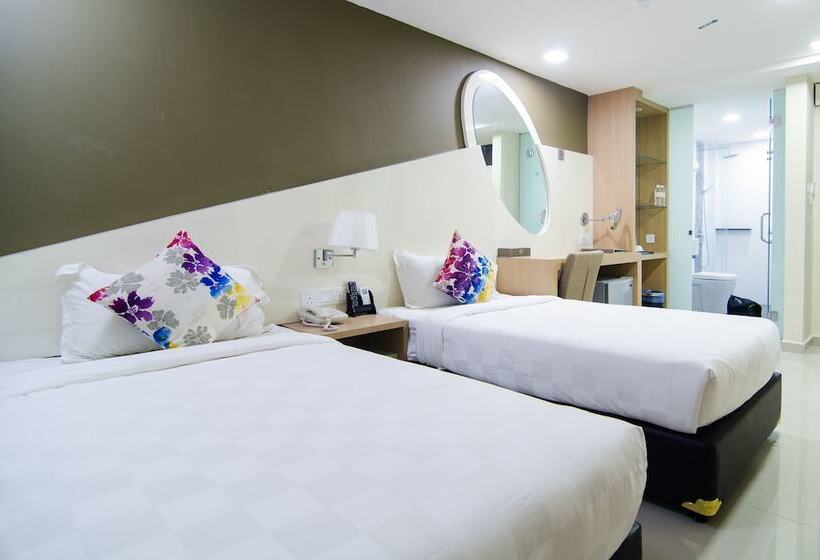 اتاق لوکس, Mornington Hotel Sitiawan