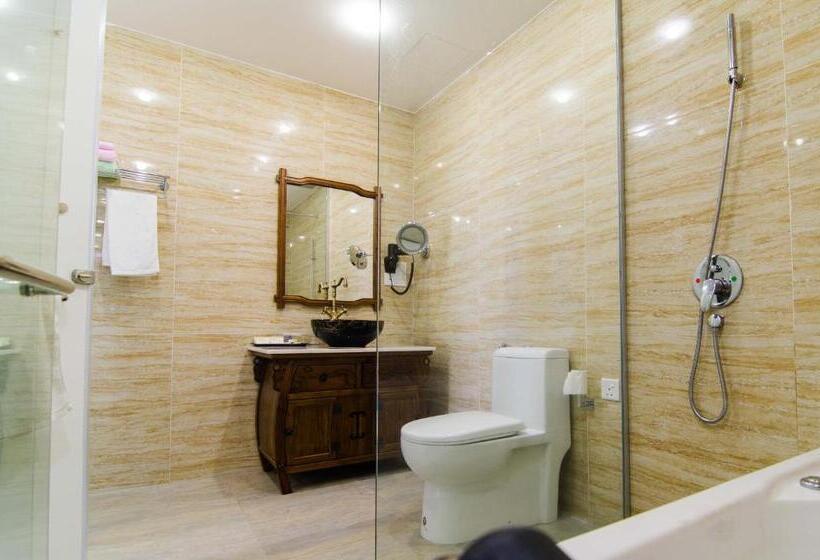 سوییت لوکس, Mornington Hotel Sitiawan