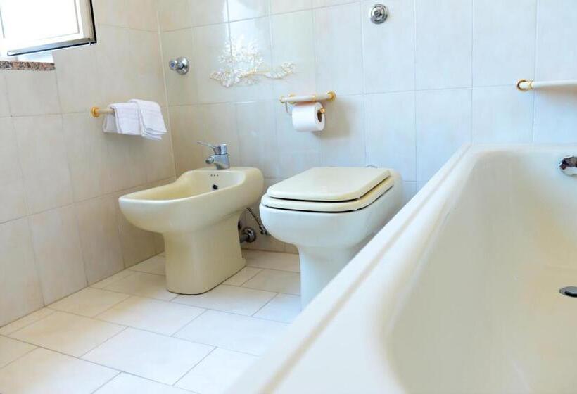 Apartamento 2 Dormitórios, Albachiara