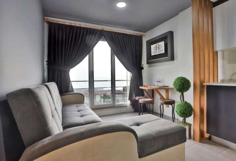Suite Familiar, Sweet Home Suite
