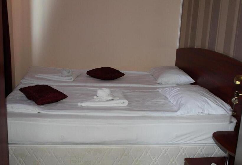 Апартаменты 1 Спальня с Балконом, Guest House Bordo
