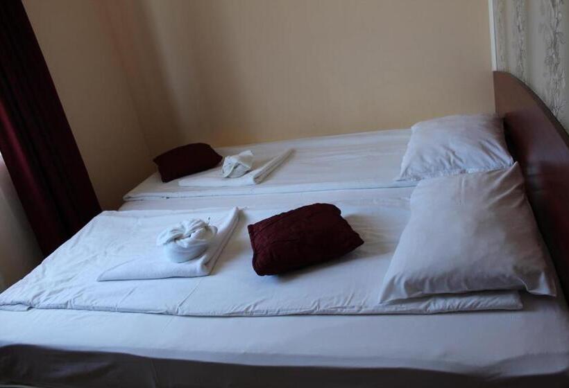 Апартаменты 1 Спальня с Балконом, Guest House Bordo