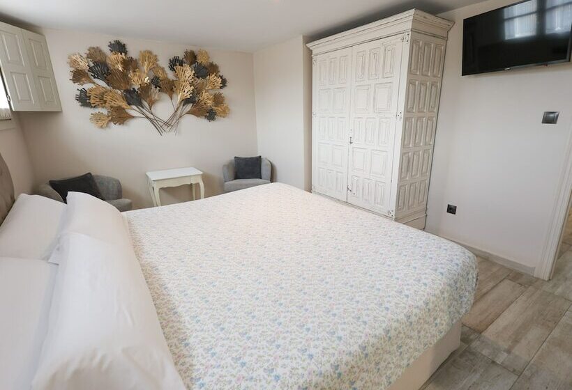 Suíte Familiar, Akla Hotel Suites Santillana