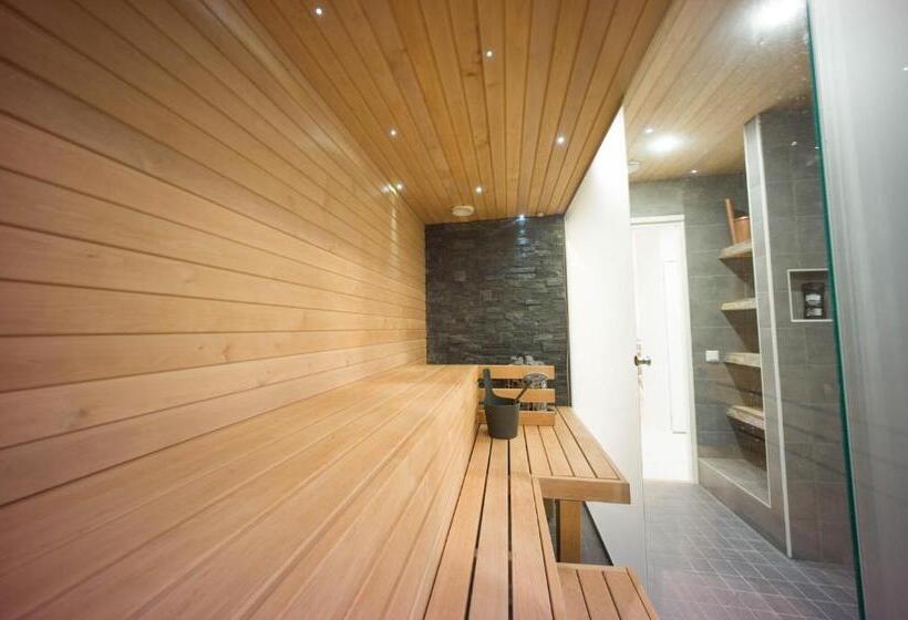 سرير فى غرفة مشتركه, Capsule Hotel Ibedcity