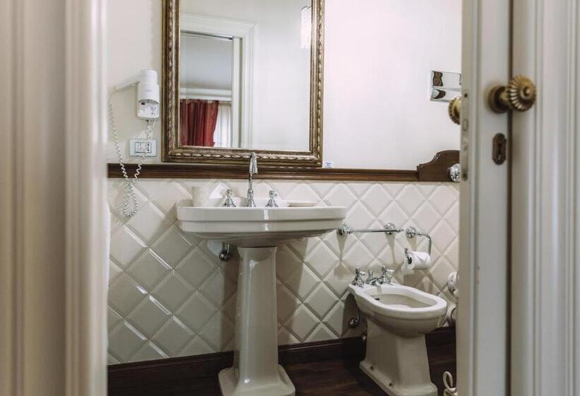 Номер Стандарт Трехместный, B&b Triskeles