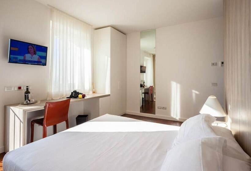 스탠다드 룸 호수 전망, Quercia Belvedere Relais