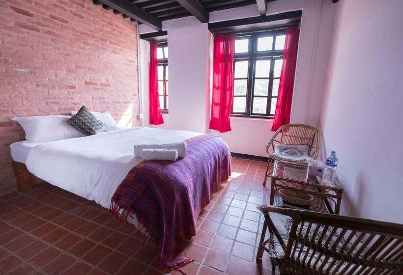 اتاق لوکس, Lumbini Heritage Home