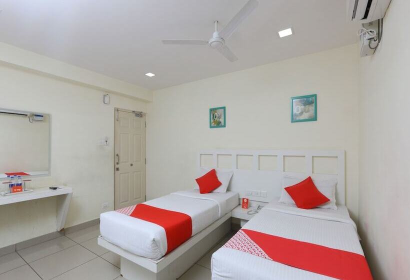 اتاق لوکس, Fabhotel Colors Service Apartment   Nr Santhome Cathedral Basilica & Marina Beach