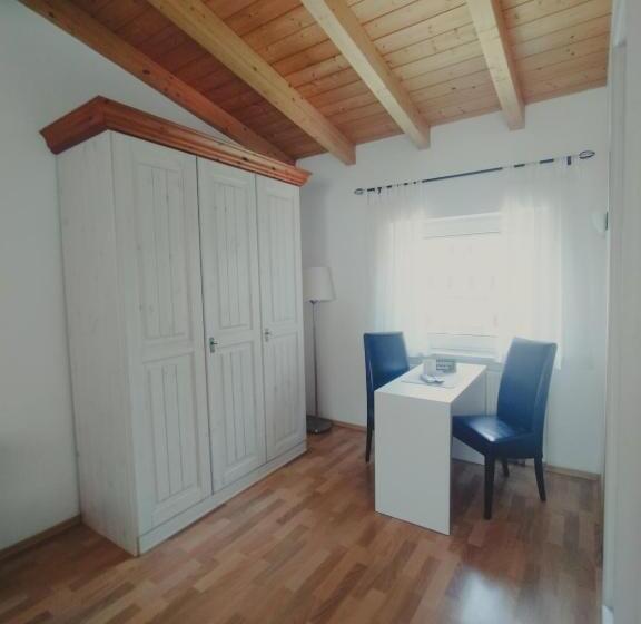 Апартаменты 1 Спальня, Dorfschänke Deggendorf Ferienwohnung,appartement,hotelzimmer