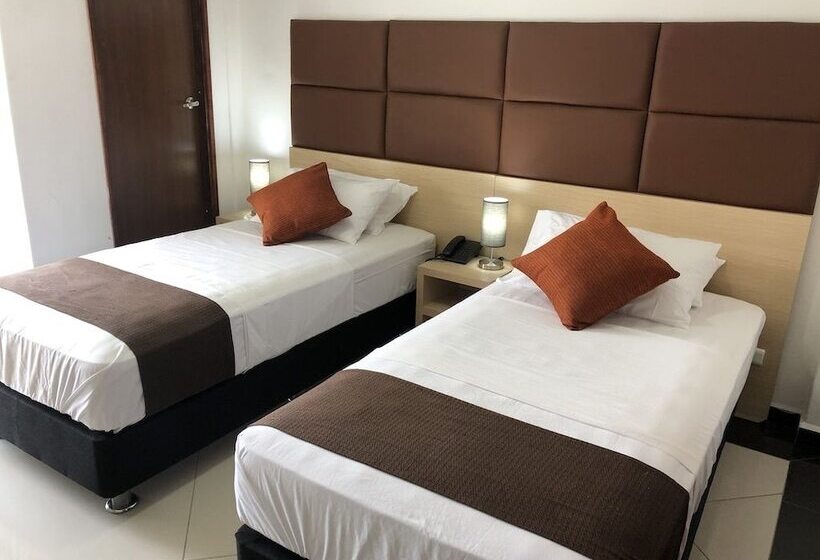 Quarto Estandar, Csi Medellín