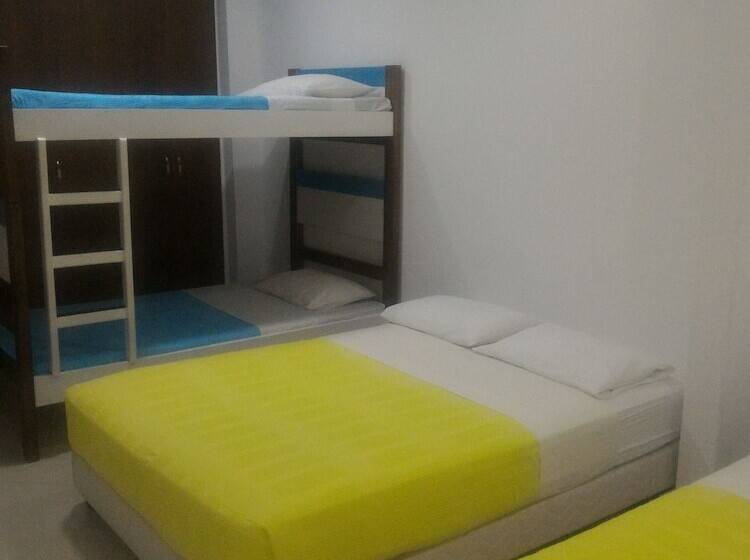 Quarto Familiar, Csi Medellín