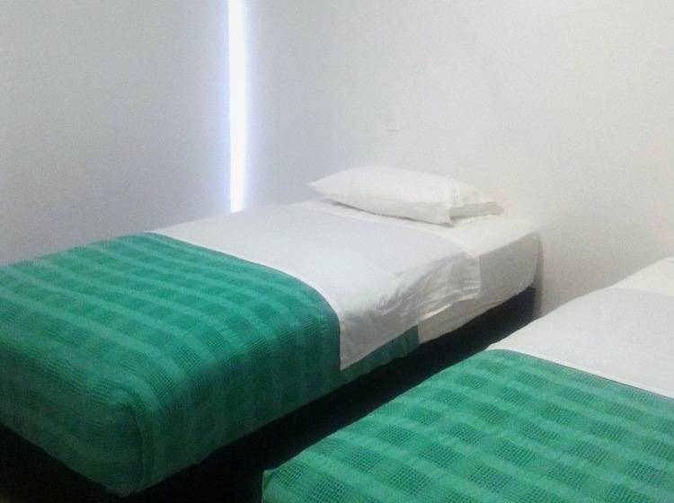 Quarto Estandar, Csi Medellín