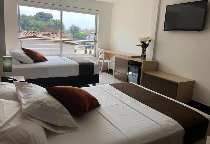Quarto Estandar, Csi Medellín