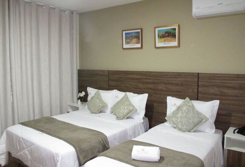 Quarto Triplo Superior, & Pousada Princesa Isabel Rua Teresa