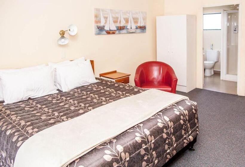 Студия Стандарт, Goldmine Motel