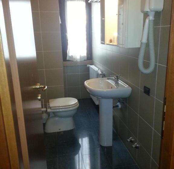 Standard Triple Room with Terrace, Agriturismo Corte Trincerone