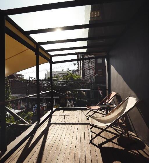 Кровать в Общей Комнате, M Boutique Hostel