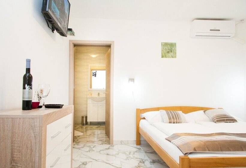 اتاق راحتی, Rooms Garden Zagreb Airport