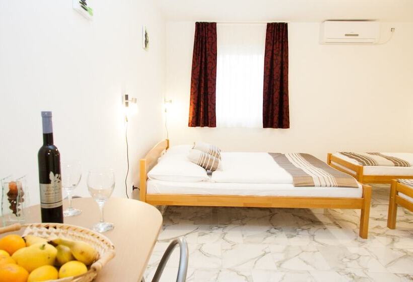 اتاق خانوادگی, Rooms Garden Zagreb Airport