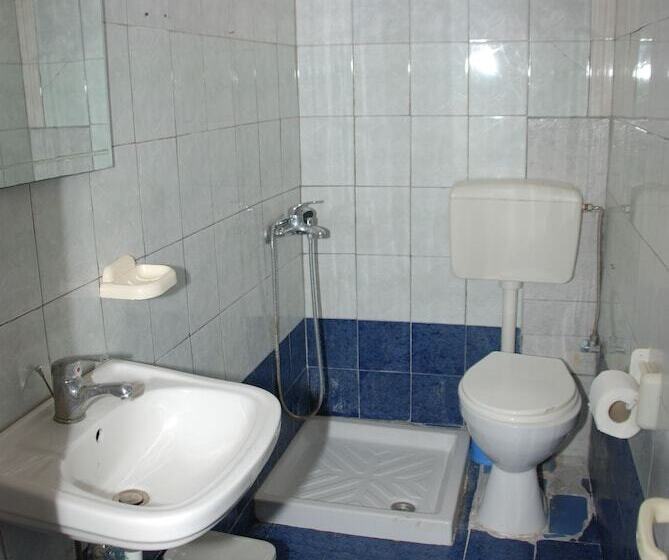 اتاق استاندارد سه نفره, Casa Mia