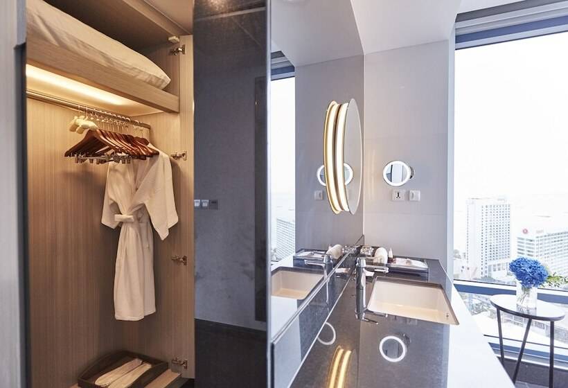 Люкс 2 Спальни, Grande Centre Point Pattaya