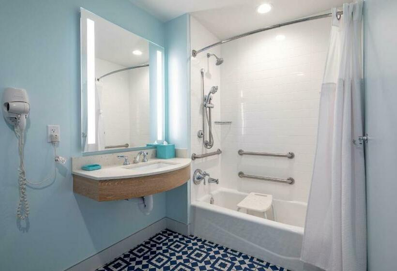 غرفة قياسية لذوى الاحتياجات الخاصة, Universal's Endless Summer Resort - Surfside Inn and Suites
