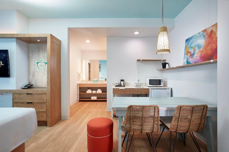 جناح غرفتين نوم, Universal's Endless Summer Resort - Surfside Inn and Suites