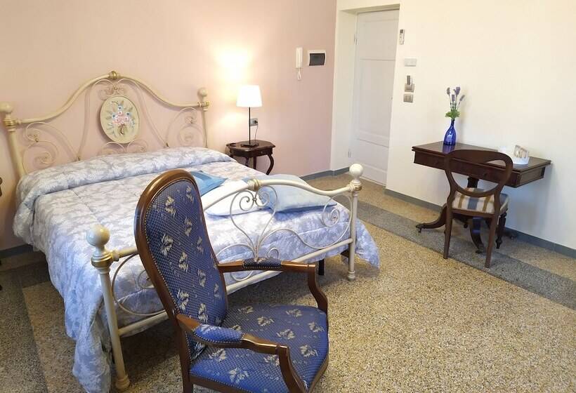 Номер Deluxe, Palazzo Deca