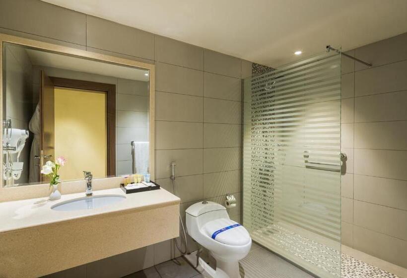 سوییت جونیور, Mena Hotel Tabuk