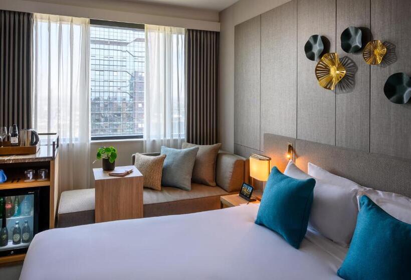 스탠다드 룸 킹사이즈 침대, Novotel Melbourne Central