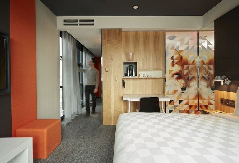 Номер Стандарт Двуспальная Кровать, Alt Hotel Calgary East Village