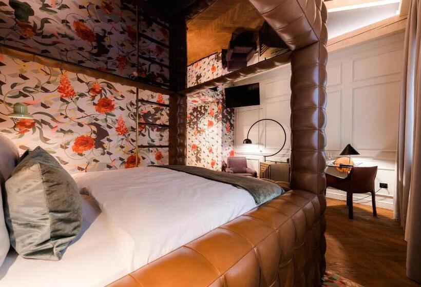 디럭스 룸, Winery & Design Hotel Roxanich