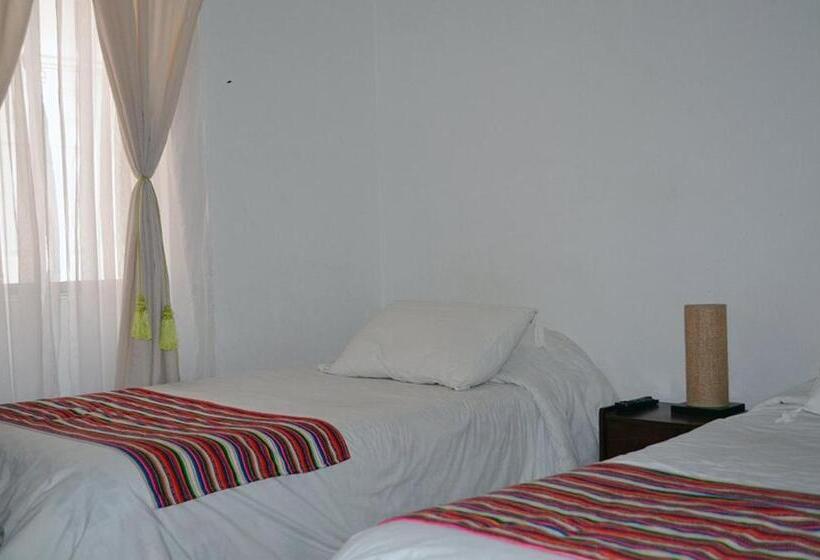 Quarto Estandar, Velero Sur
