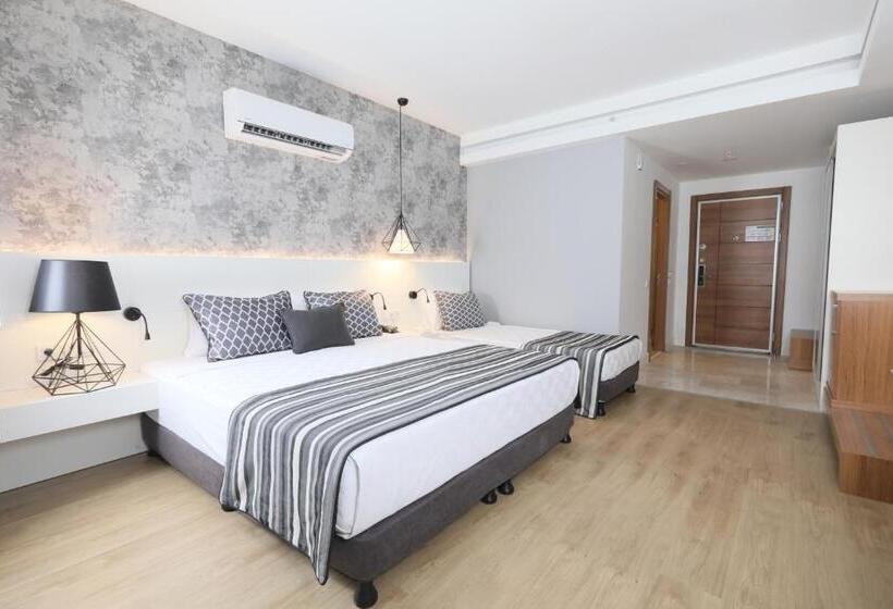 Люкс 2 Спальни, Greenwood Suites Resort
