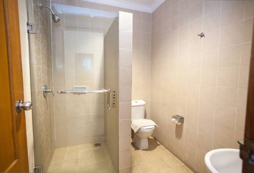 Номер Стандарт, Reddoorz Premium @ Raya Nginden