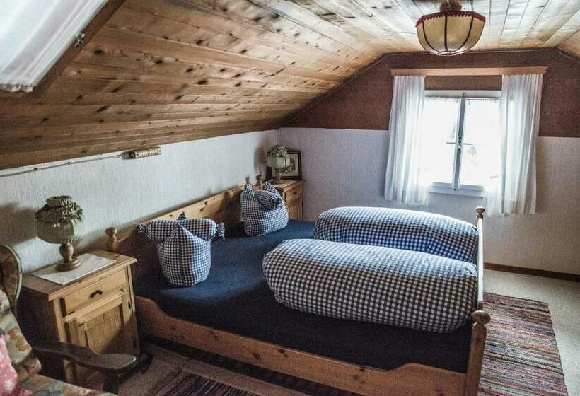 اتاق استاندارد سه نفره, Almhütte & Skihütte Kohlerhaus