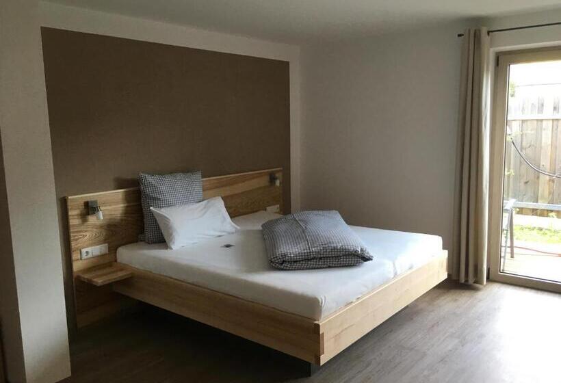 Номер Стандарт, Gaestehaus Richter