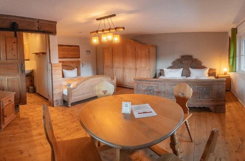 Четырехместный Номер Стандарт, Ron´s Guesthouse