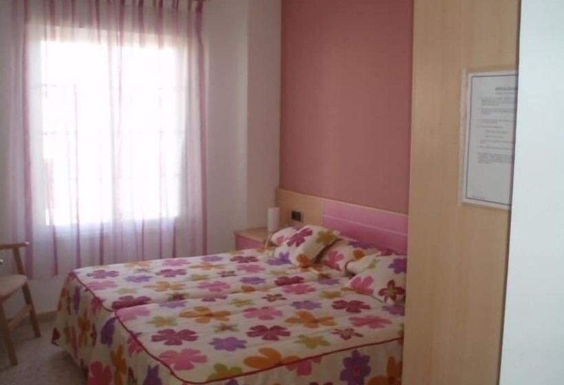 스탠다드 룸, Hostal Talavera