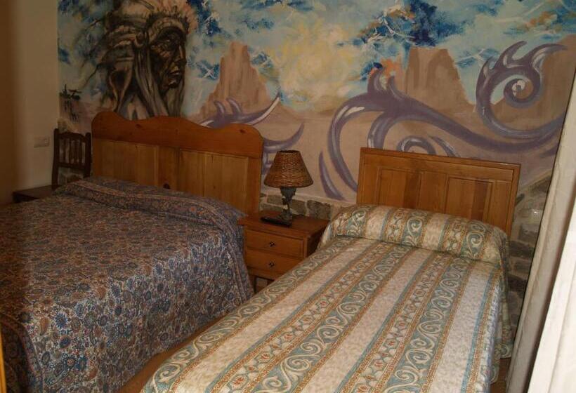 اتاق استاندارد, Hostal Tribal
