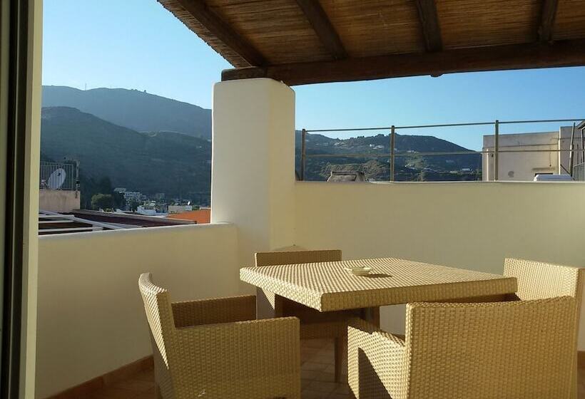 Teraslı 1 Yatak Odalı Daire, Residence Acanto