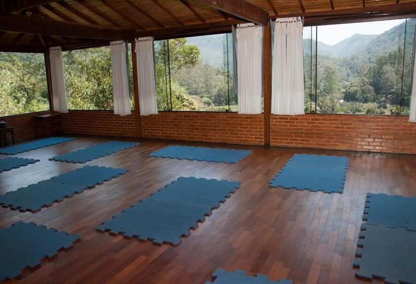 샬레, Spa E Hotel Fazenda Gaura Mandir