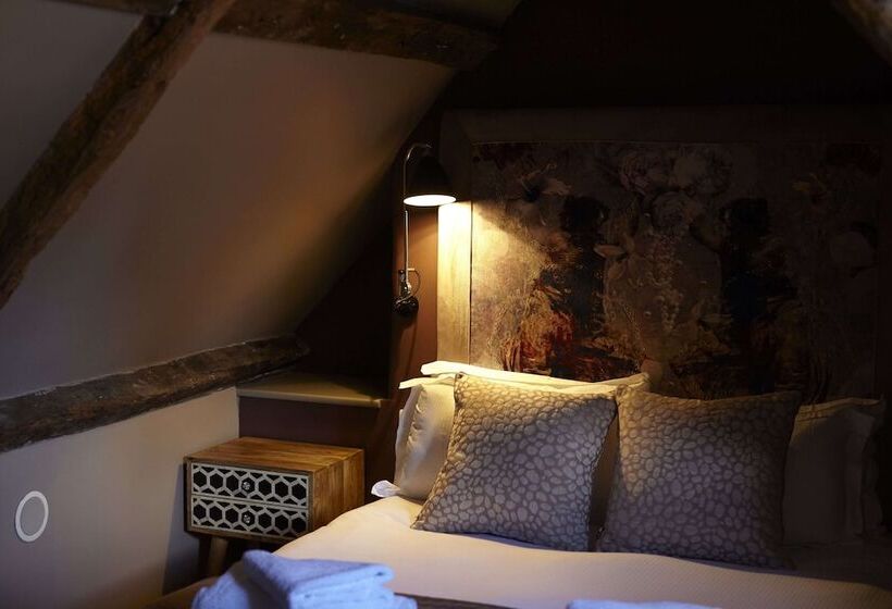 اتاق راحتی, The Archangel,restaurant & Bar With Rooms
