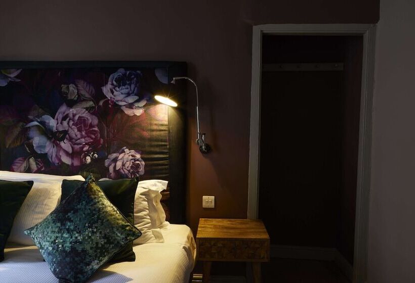 اتاق استاندارد, The Archangel,restaurant & Bar With Rooms
