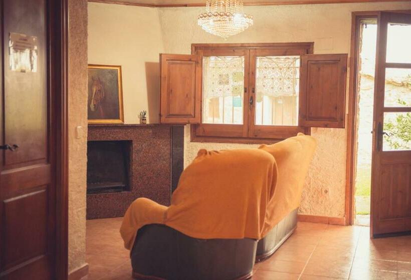 Дом 2 Спальни, Complex Rural Can Caubet