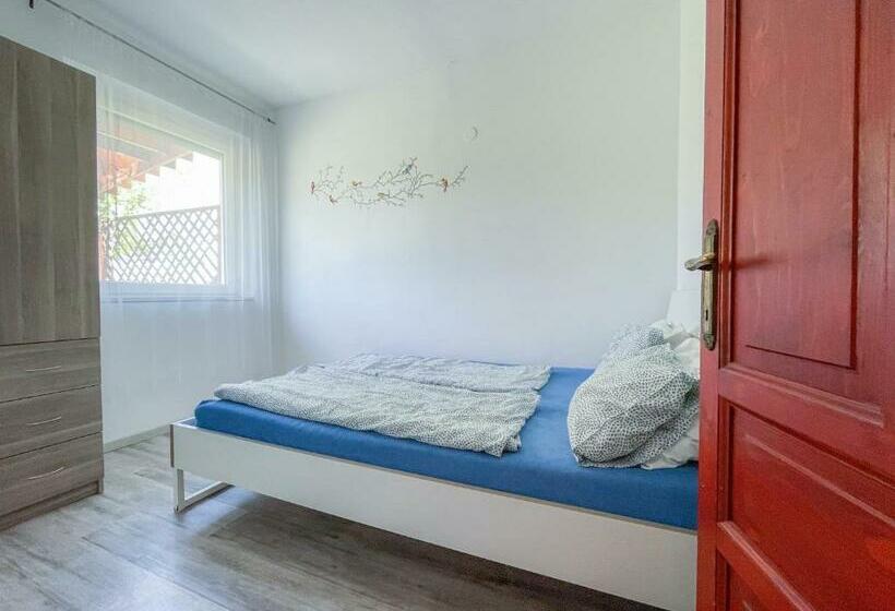 Апартаменты 1 Спальня, Pelso Apartman