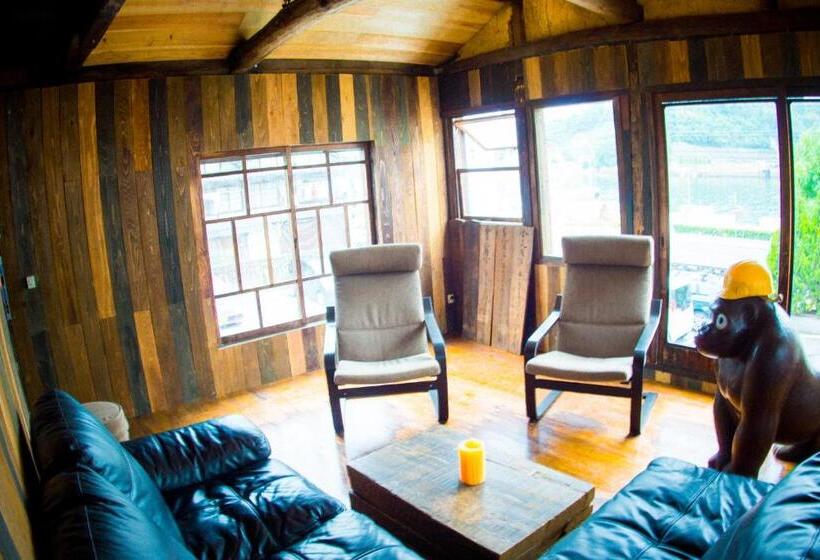 Семейный Номер Боковой Вид на Море, Guesthouse Yadocurly