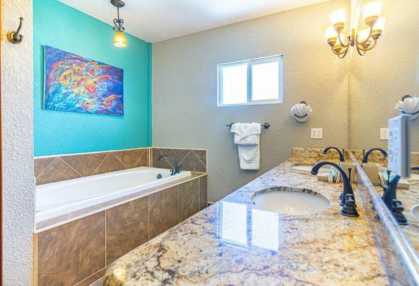 Люкс Superior Вид на Море, Lighthouse Beach Villas